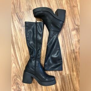Steve Madden Berkleigh Black Knee High Boot